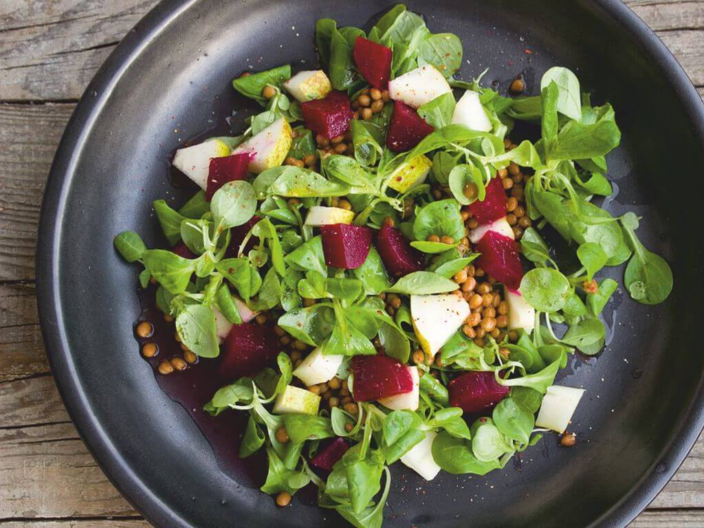 Σαλάτα με παντζάρια, φακή και Σπιρουλίνα flakes recipe salad with beetroot lentils and spiroulina platensis flakes spirulina superfood