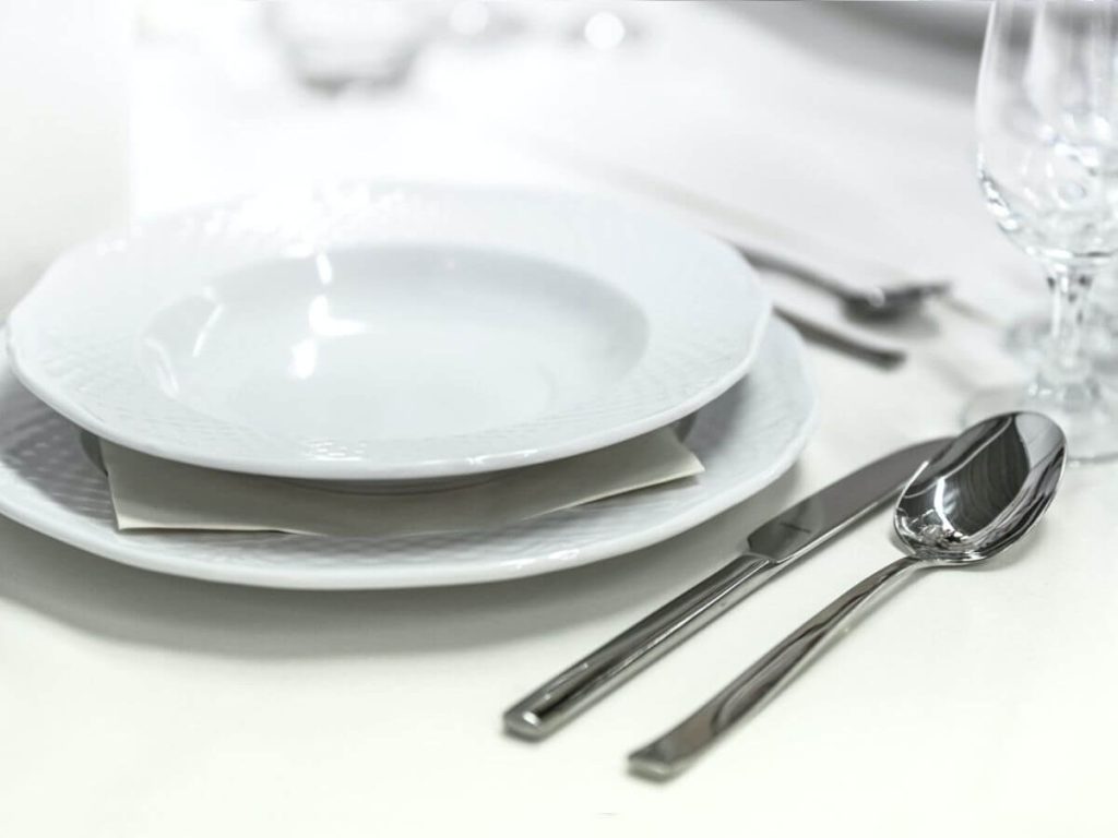 Πασχαλινό τραπέζι: Do\'s & Don\'ts easter meal dos and donts tips spirulina spiroulina platensis superfood