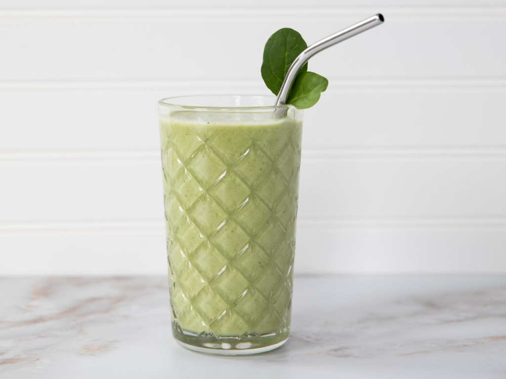 smoothie grapes spiroulina platensis spirulina superfood