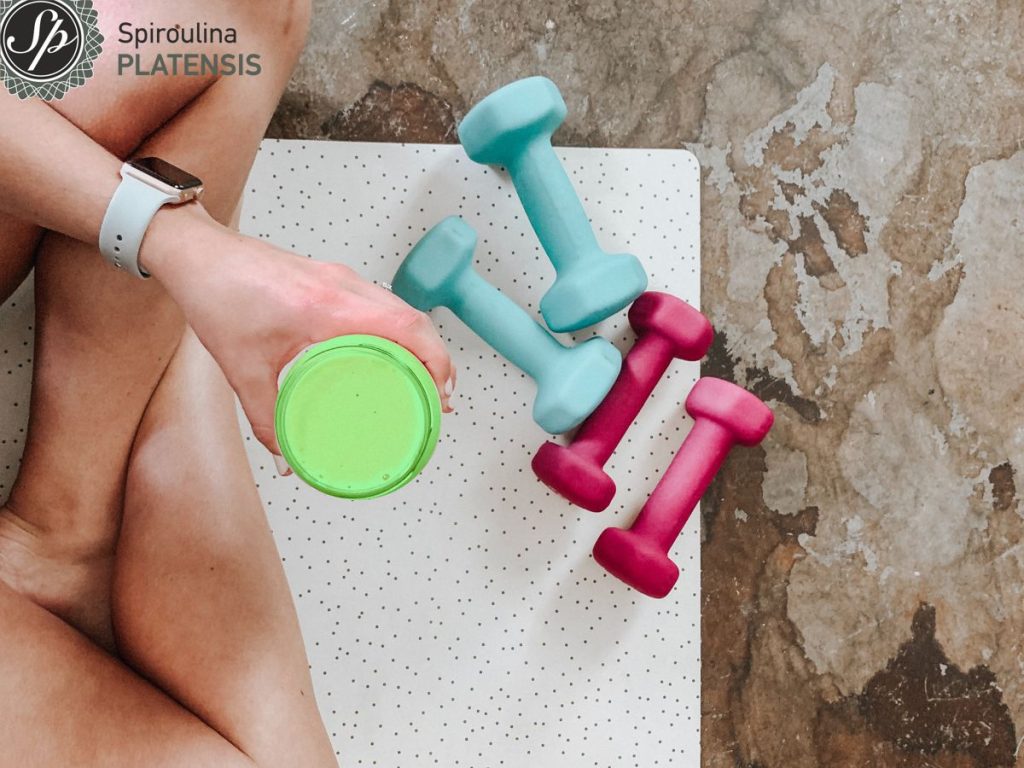 Άσκηση: Pre & post-workout σνακς pre post workout snacks spiroulina platensis spirulina superfood b
