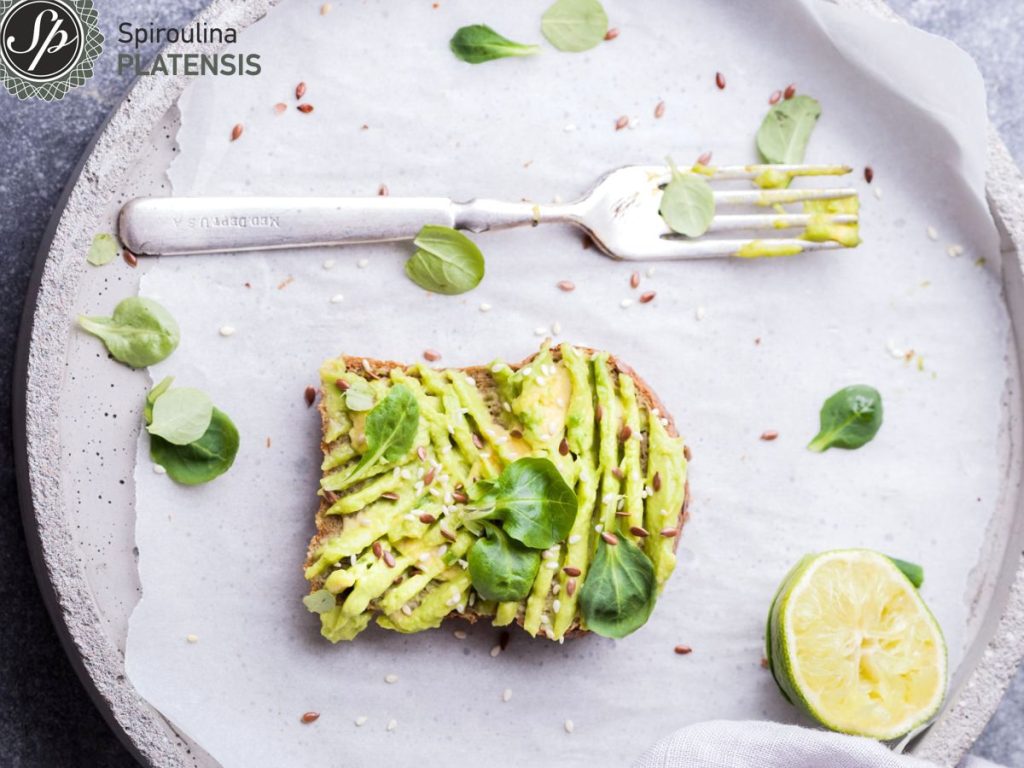 Spiroulina PLATENSIS: the ideal food for vegans or vegetarians world vegan day veganism healthy spiroulina platensis spirulina superfood b