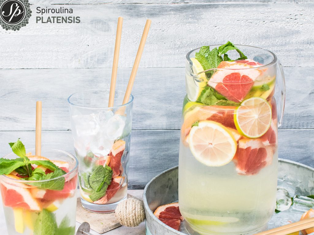 Detox water & Spiroulina PLATENSIS: η απόλυτη αποτοξίνωση! detox waqter fruits spiroulina platensis