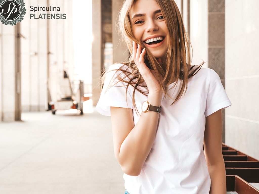 portrait beautiful smiling blond model dressed summer hipster clothes site
